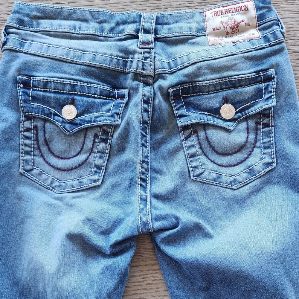 True Religion Becca Mid-Rise BigT Stitch Flap Bootcut Jeans. Western grittyboho